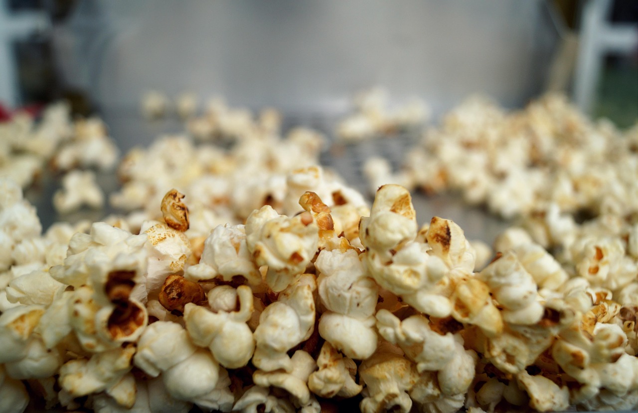 Stanco dei popcorn molli? Ecco come risolvere il problema con il Popcorn Maker